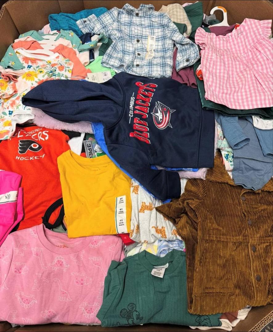 Palette de vêtements enfants — photo 2 du lot de liquidation