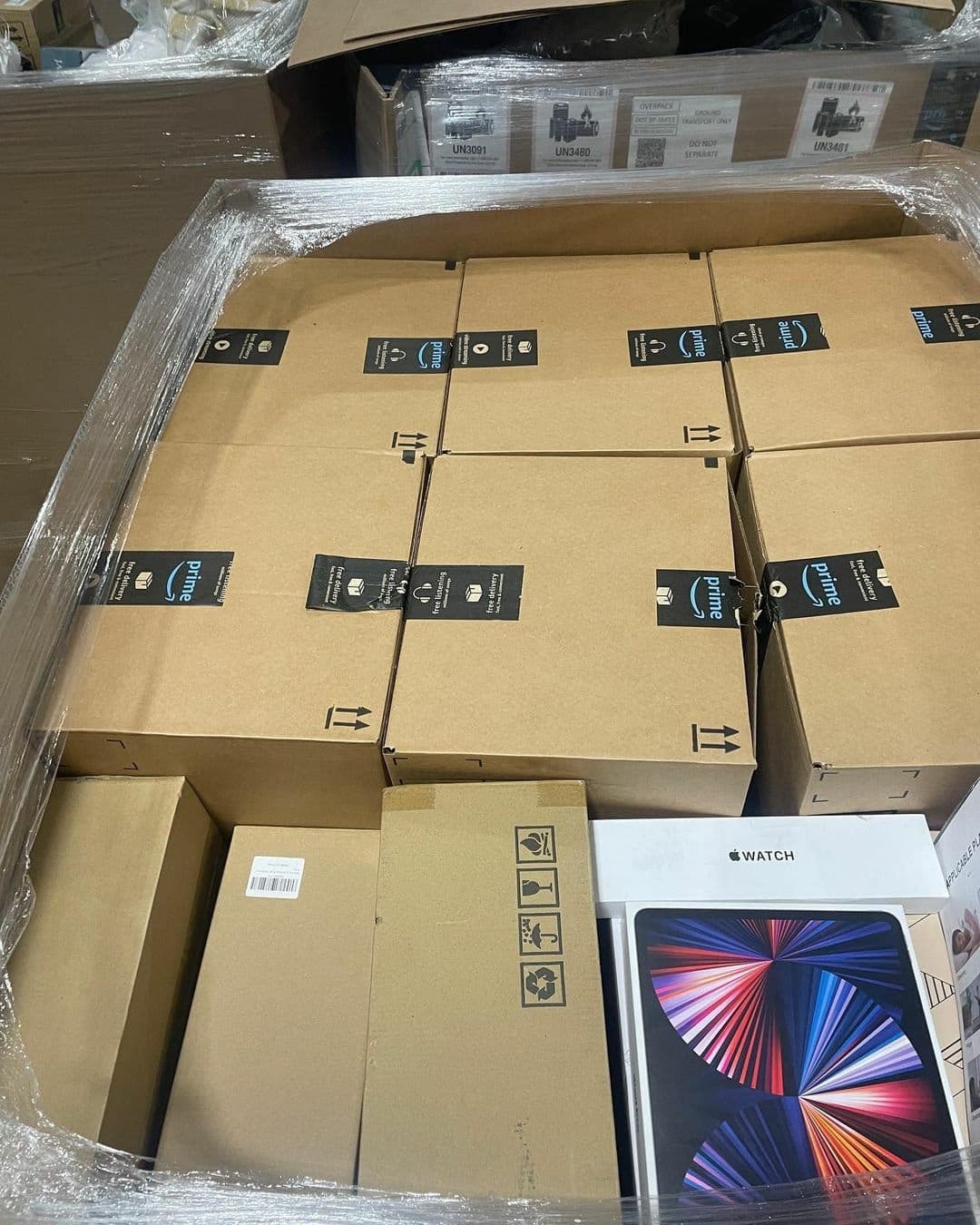 Grande palette Amazon de petits articles — vue 1