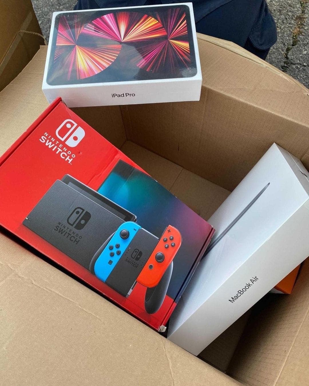 Palette mystère de retours clients Amazon — vue 3