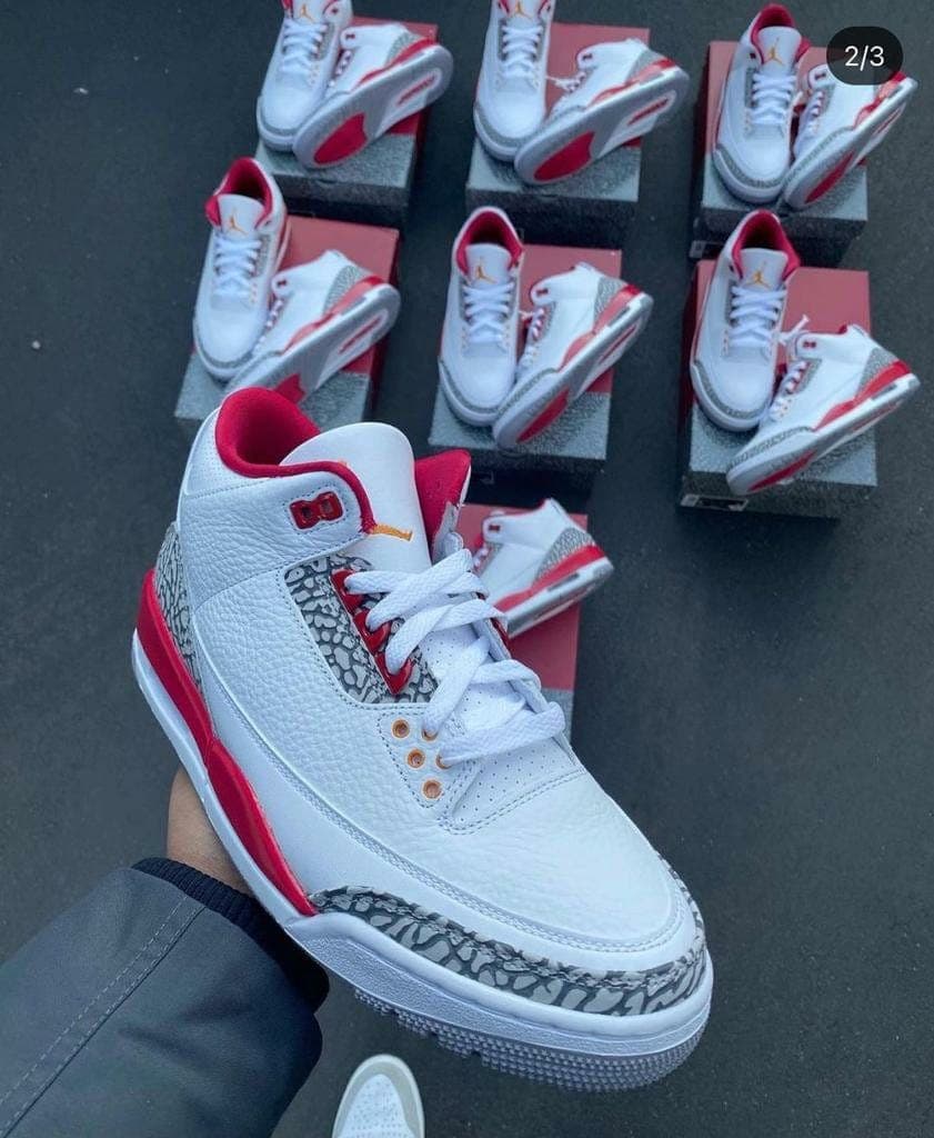 Palette de 60 paires de baskets Air Jordan — vue 31