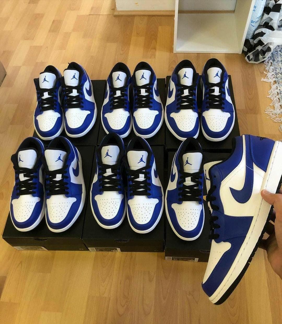 Palette de 60 paires de baskets Nike — vue 12