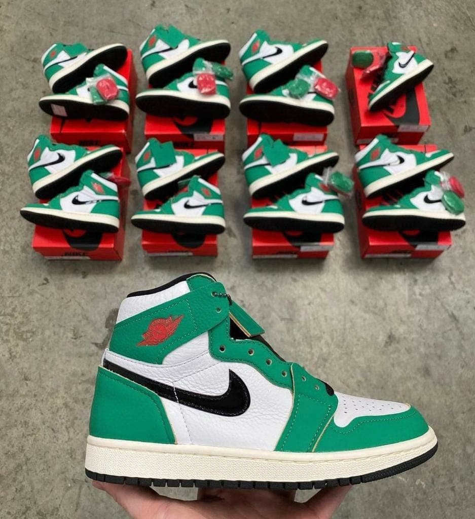 Palette de 60 paires de baskets Nike — vue 23