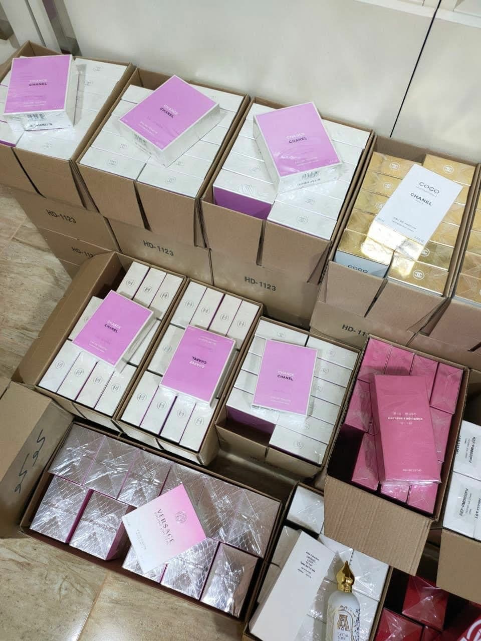 Palette de 300 parfums multimarques — vue 4