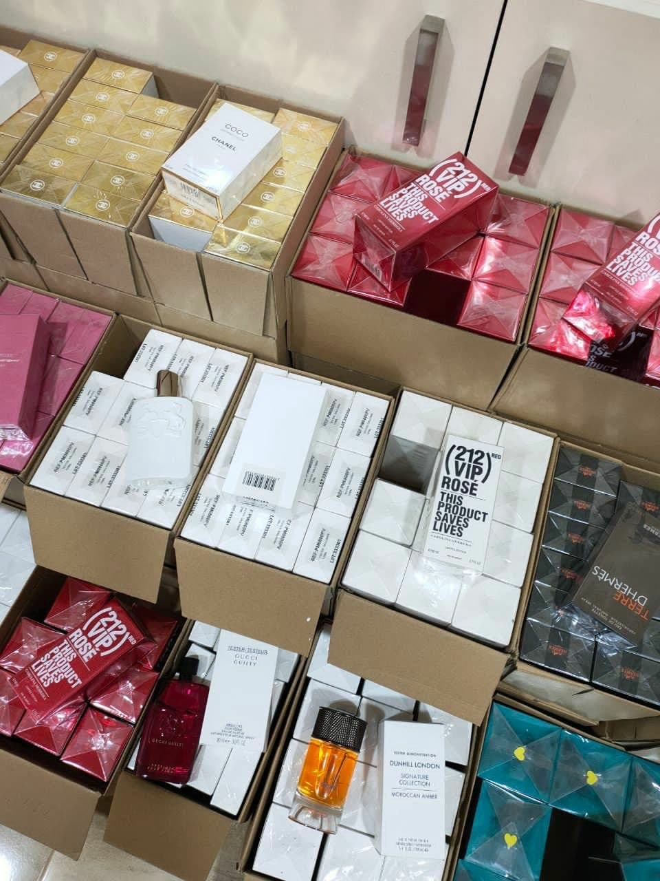 Palette de 300 parfums multimarques — vue 6