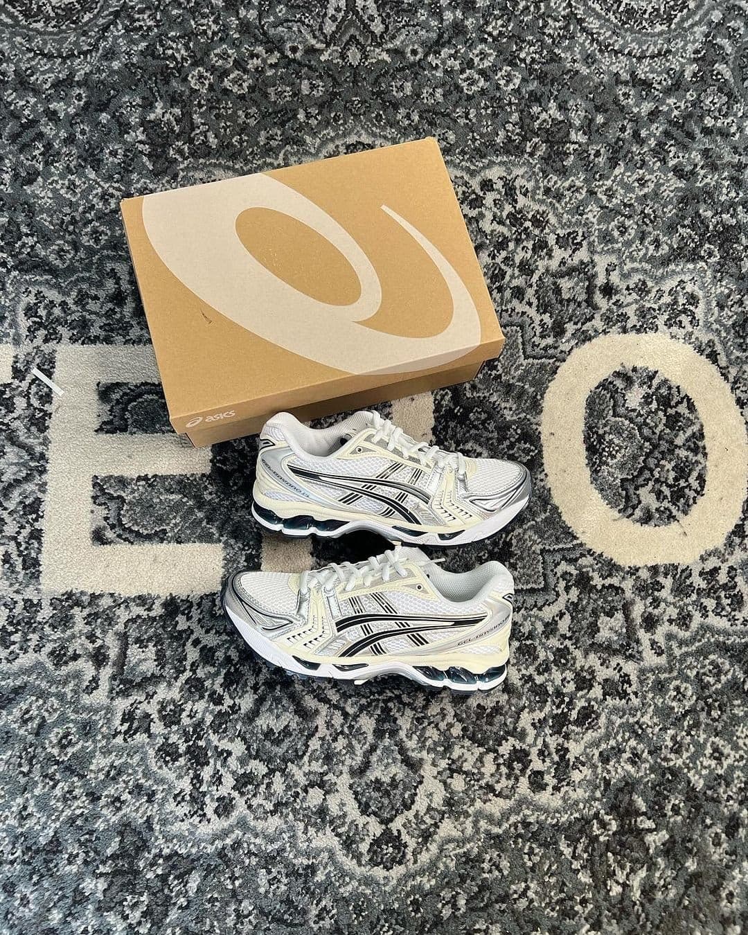 Palette de 80 paires ASICS Gel-Kayano neuves — vue 5