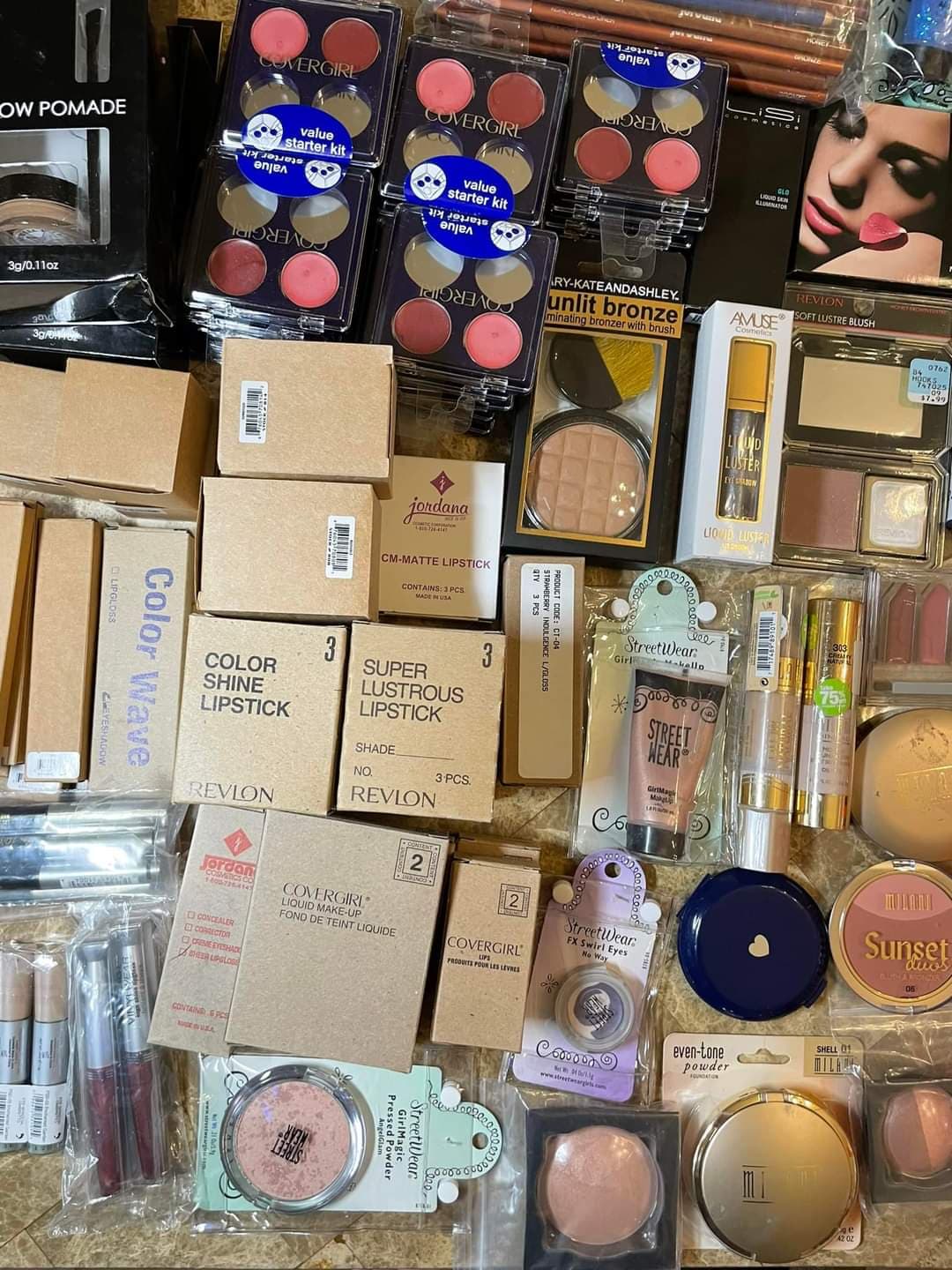 Palette de 250 produits cosmétiques — vue 2