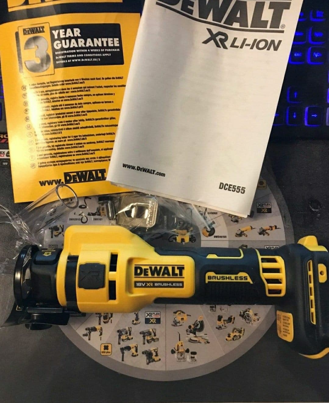 Palette de 45 à 50 outils DeWalt — vue 29