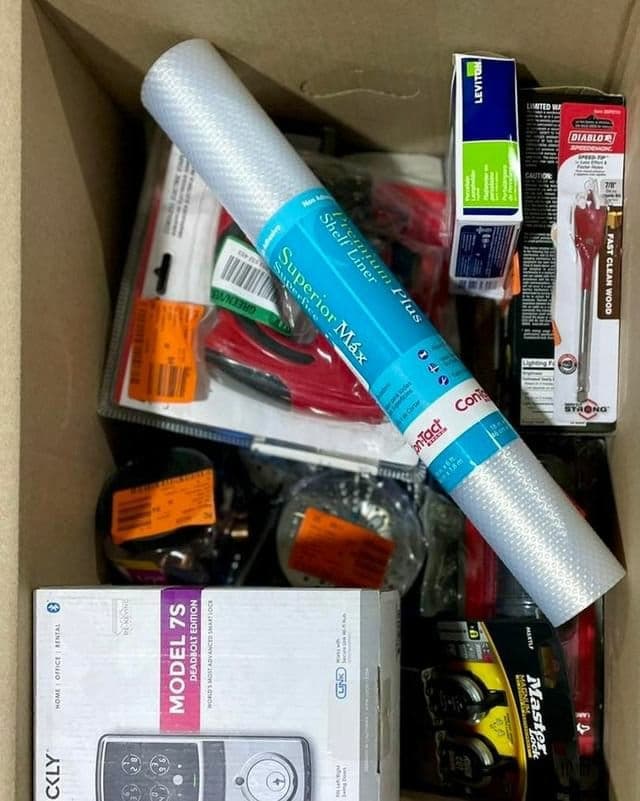Palette de 40 à 60 produits mystères premium — vue 2