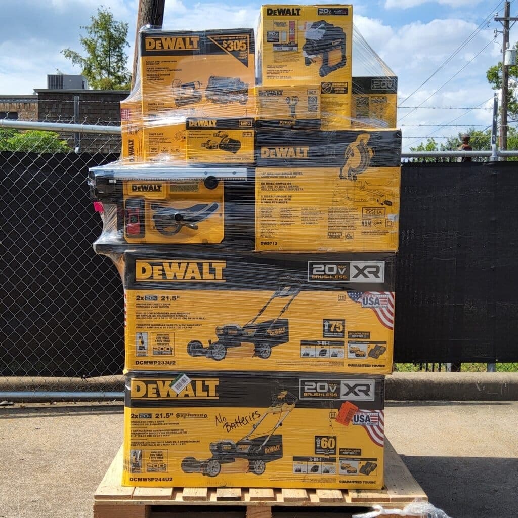 Palette de 35 à 40 outils DeWalt, Ryobi et Milwaukee — vue 10