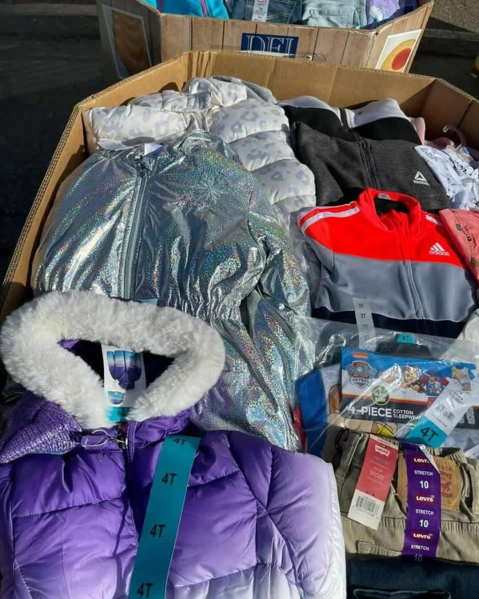 Palette de 570 vêtements pour enfants — vue 5