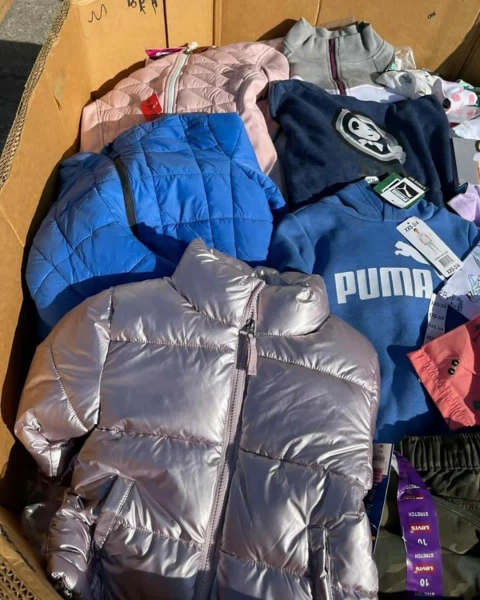 Palette de 570 vêtements pour enfants — vue 7