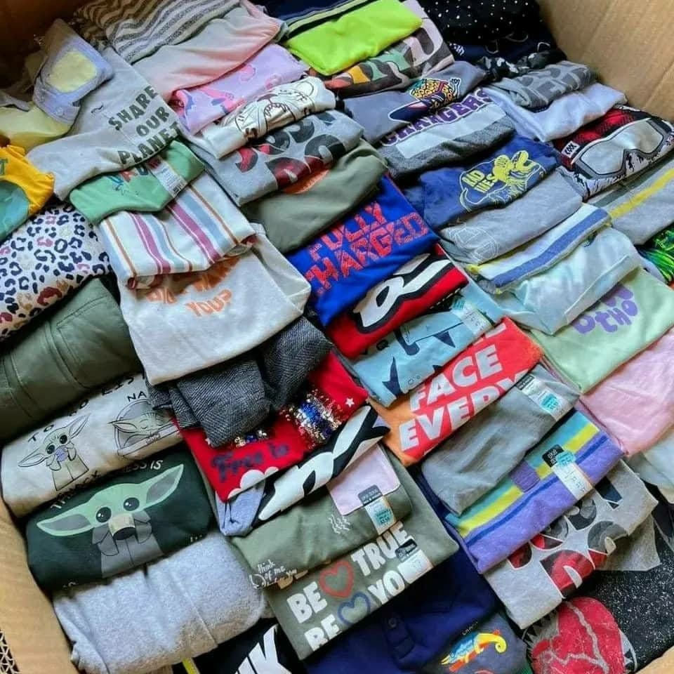 Palette de 570 vêtements pour enfants — vue 10