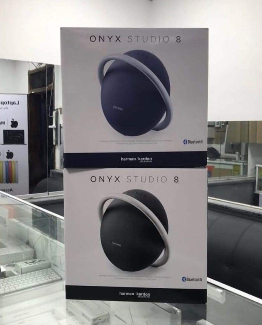 Palette de 6 enceintes Harman Kardon Onyx Studio 8 — vue 3
