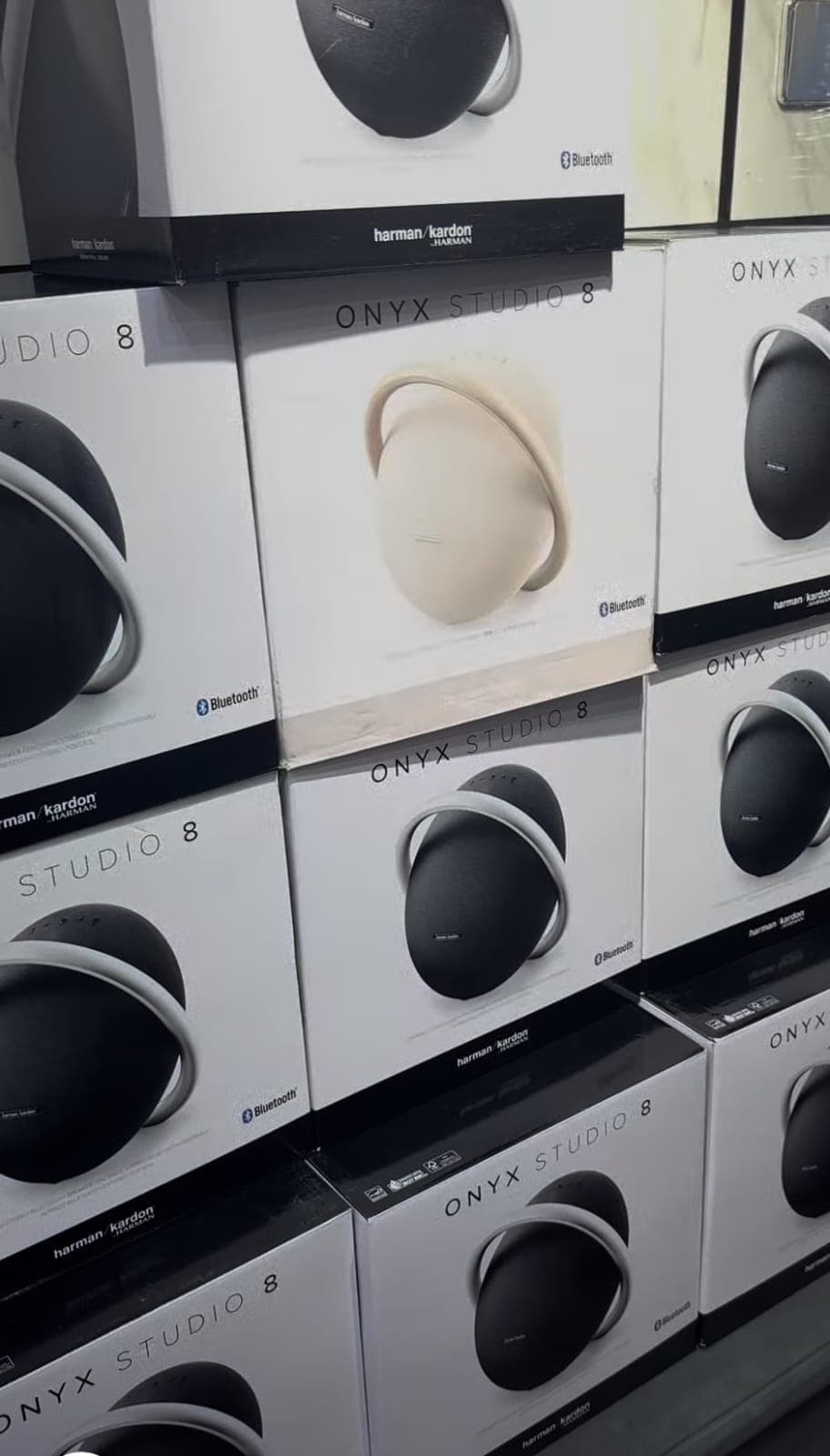 Palette de 6 enceintes Harman Kardon Onyx Studio 8 — vue 4
