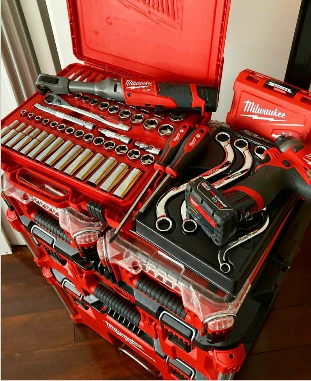 Palette de 50 à 60 outils Milwaukee — vue 16