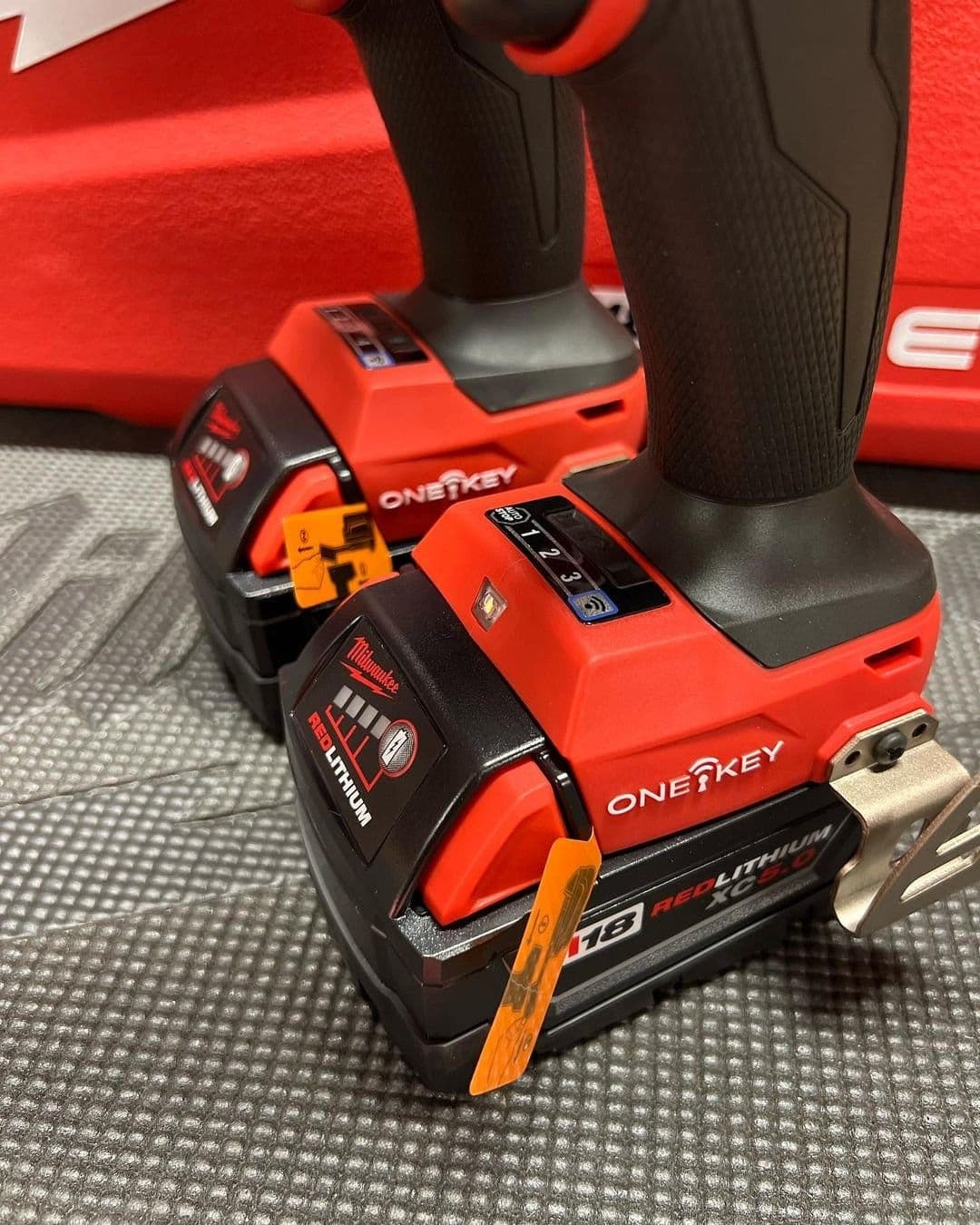 Palette de 50 à 60 outils Milwaukee — vue 28