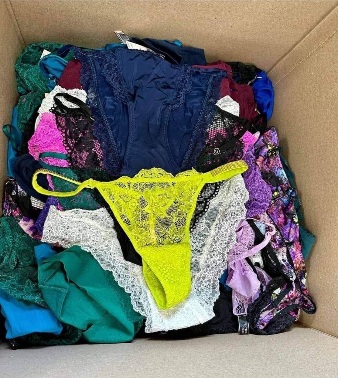 Palette de 420 articles de lingerie Victoria’s Secret — vue 3