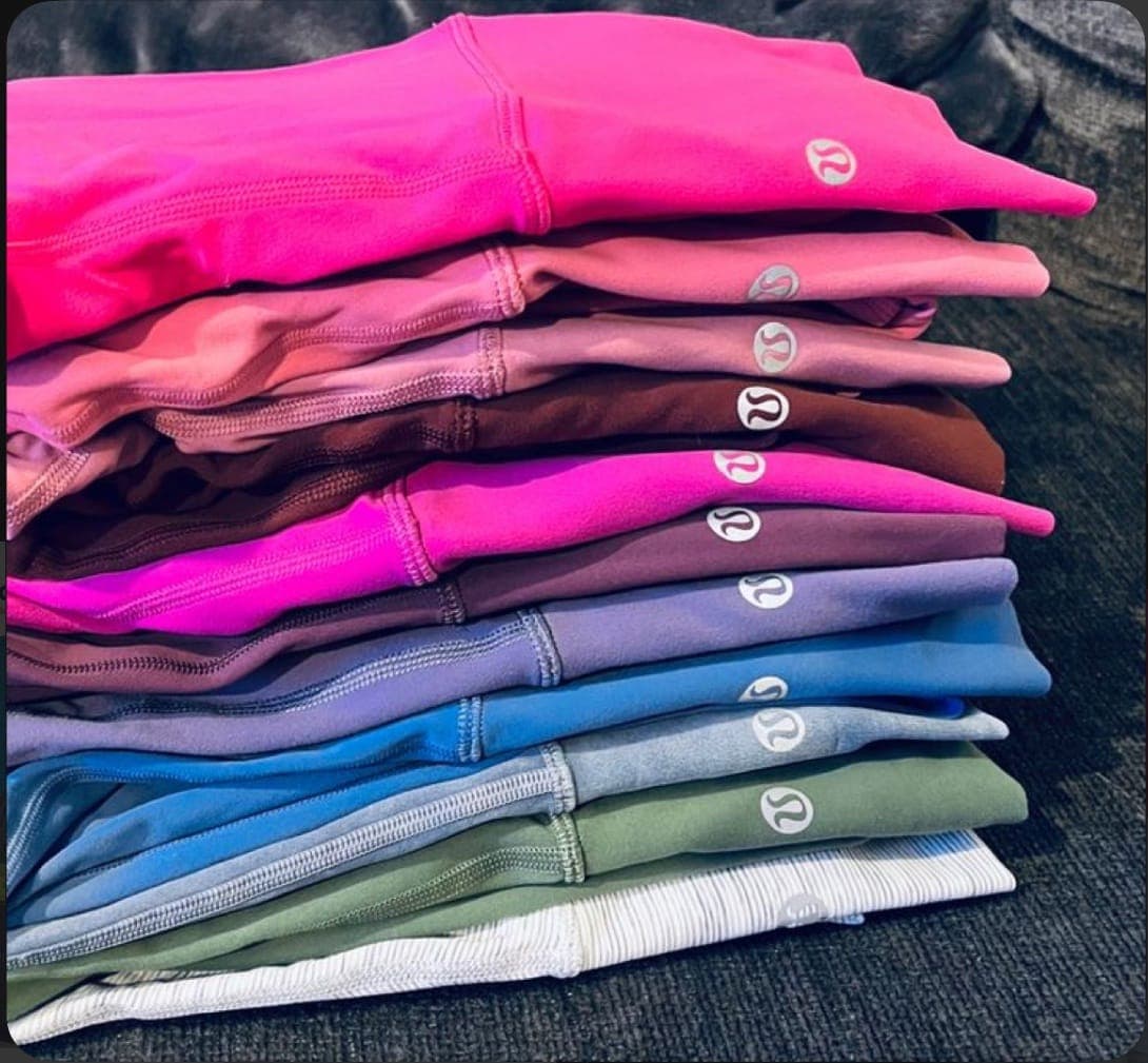 Palette de 300 vêtements Lululemon — vue 3