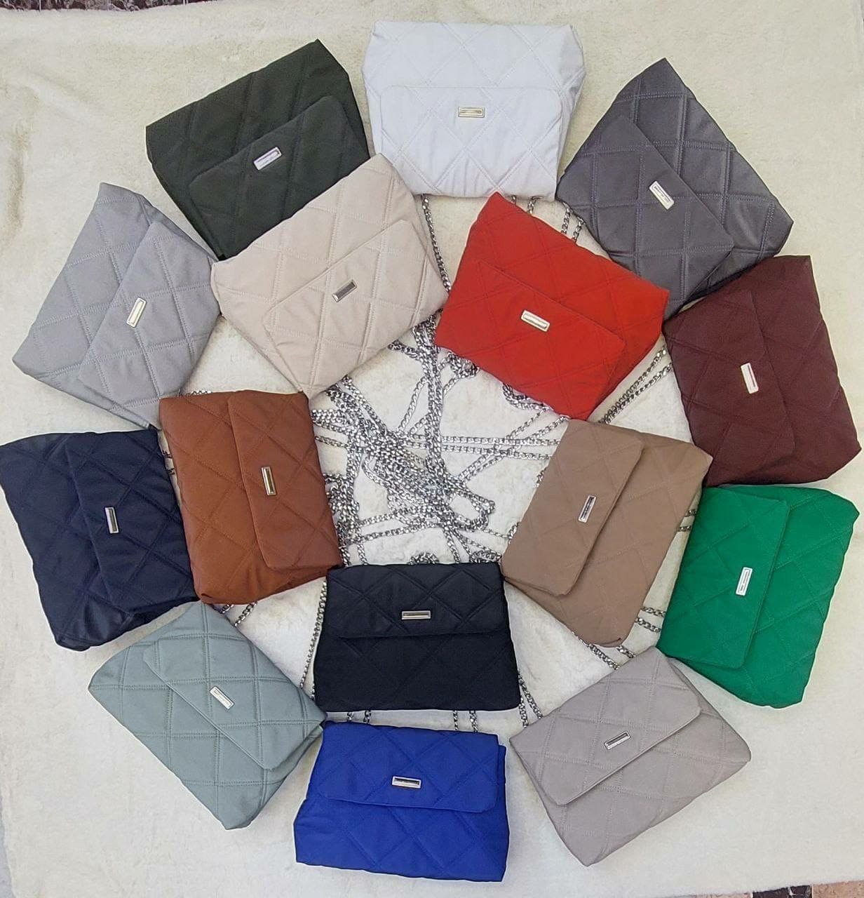 Palette de 90 à 125 sacs à main pour femme — vue 5