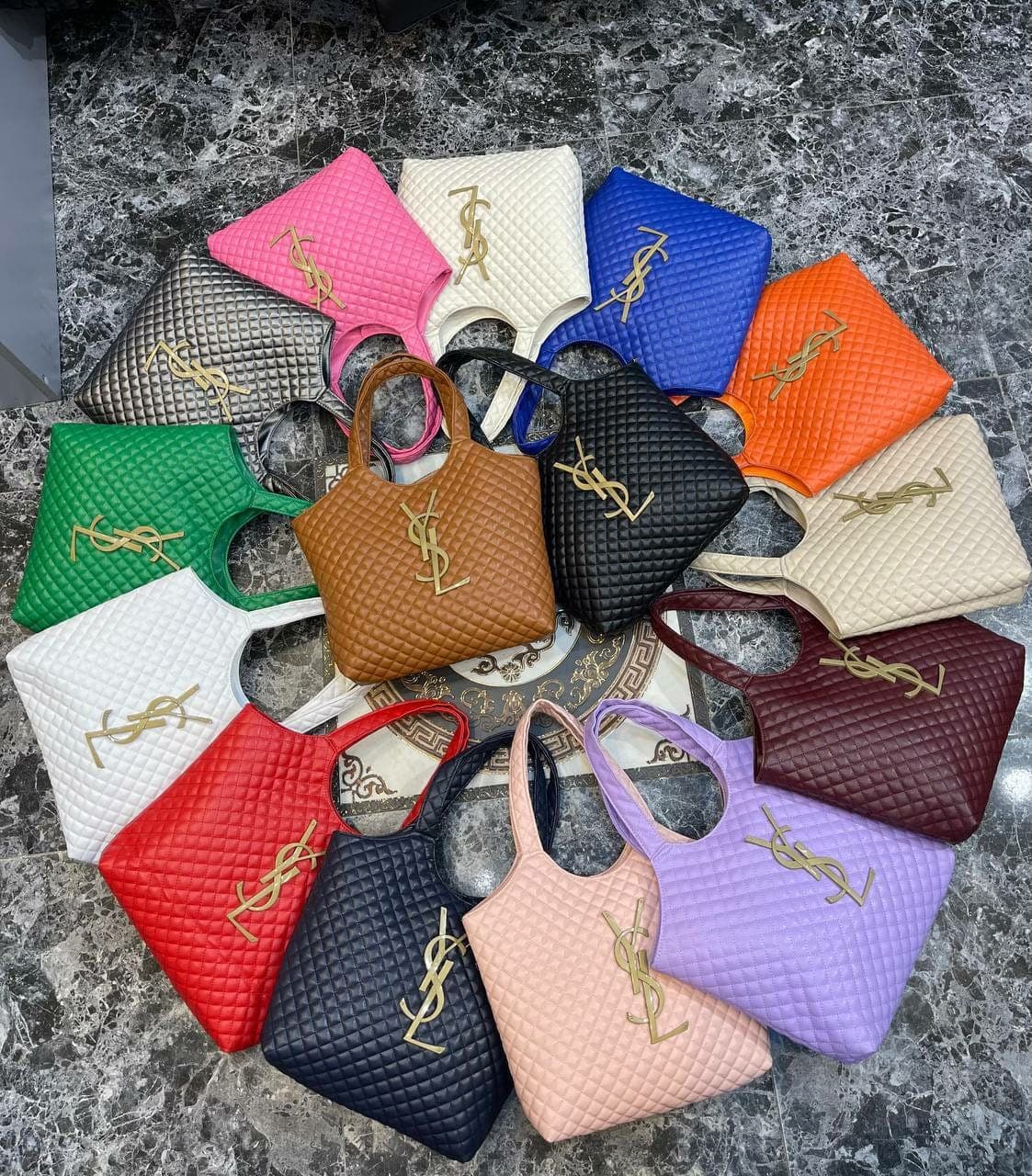 Palette de 90 à 125 sacs à main pour femme — vue 8