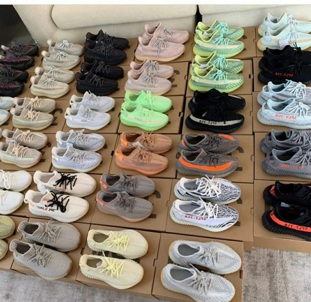 Palette de 90 paires de baskets Yeezy — vue 8