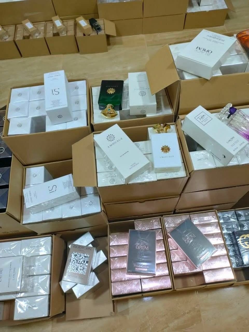 Authentic Perfume pallet