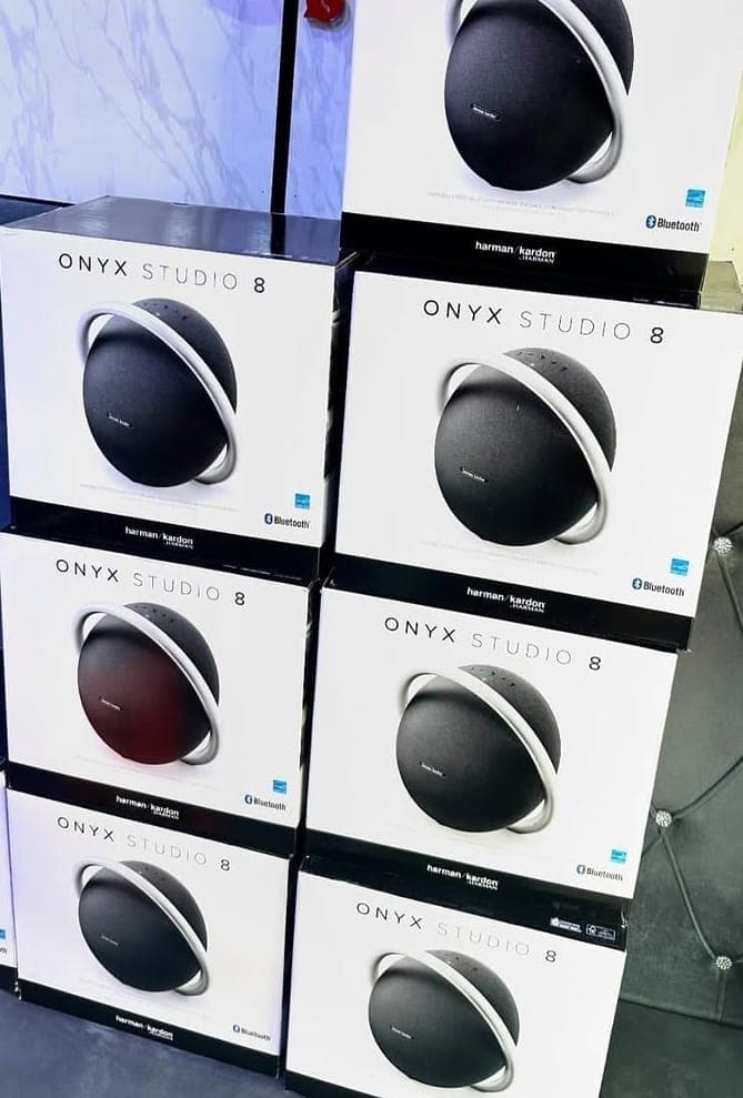 ONYX Studio 8 Pallet