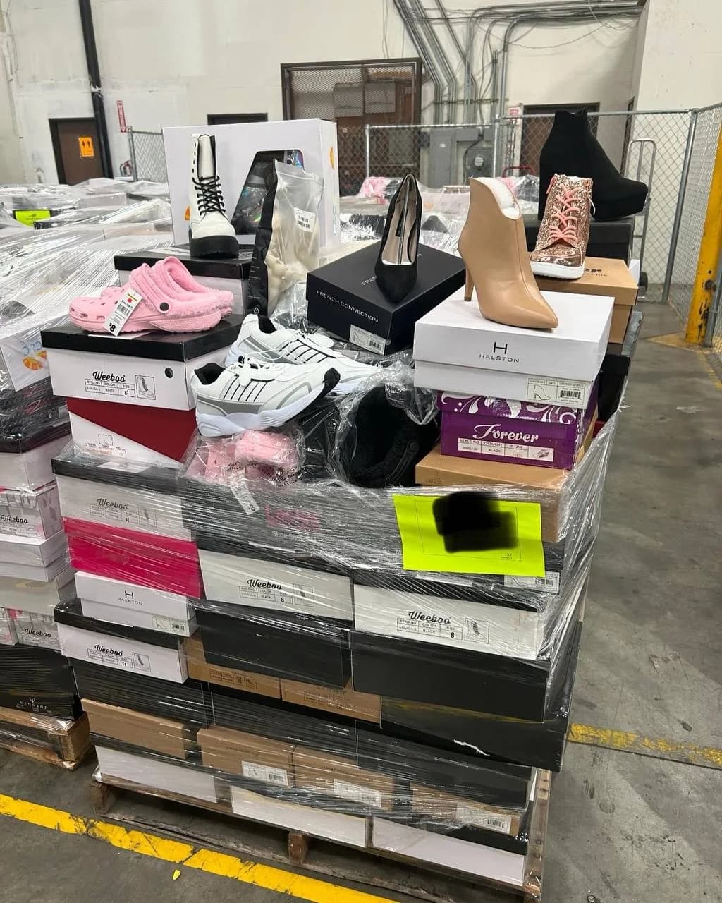 Palette de chaussures pour femmes